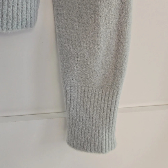 Ardene-super soft Mockneck Crop Top Sweater - Picture 4 of 4